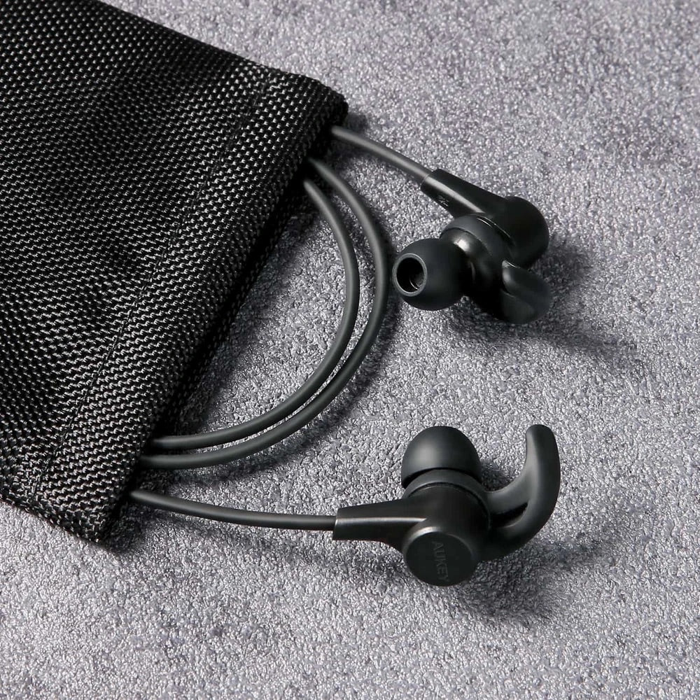 Audifonos Aukey Inalámbrico Deportivo con Clip Magnético Color Negro — foto 7