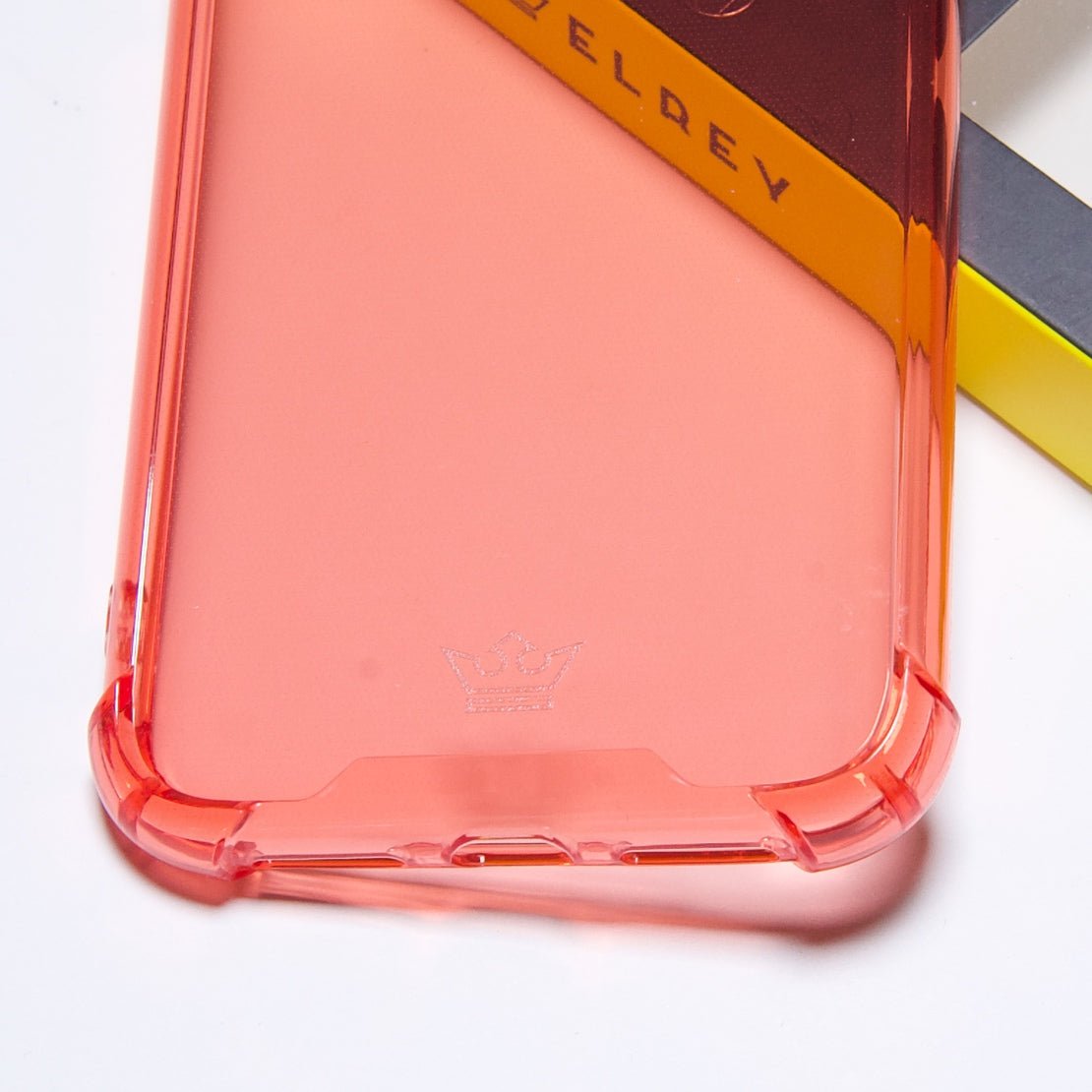 Estuche Protección El Rey Hard Case Flexible Reforzado Apple iPhone 11 Pro Max Color Rojo — foto 3